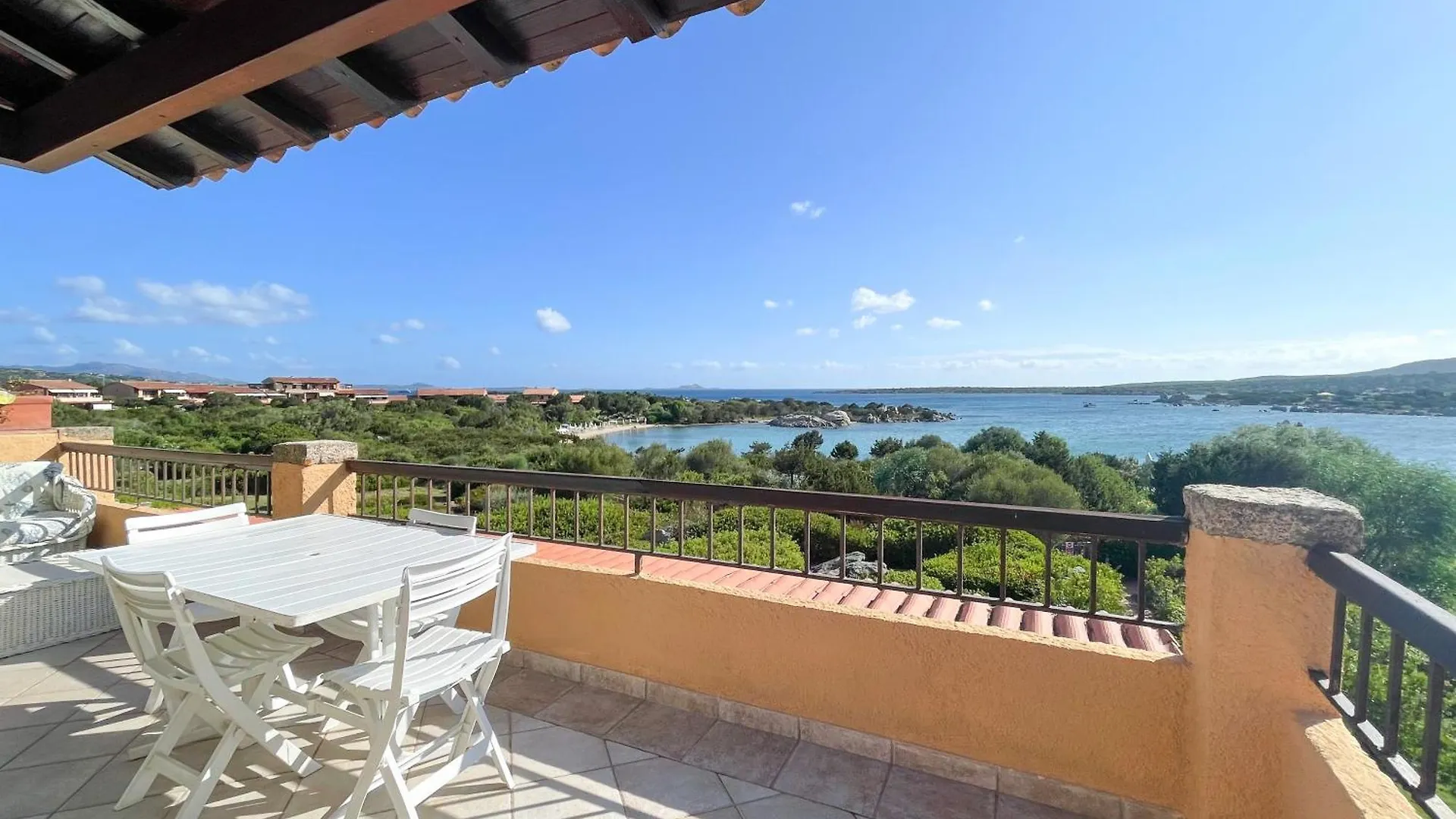 Appartamenti Sul Mare Marinella