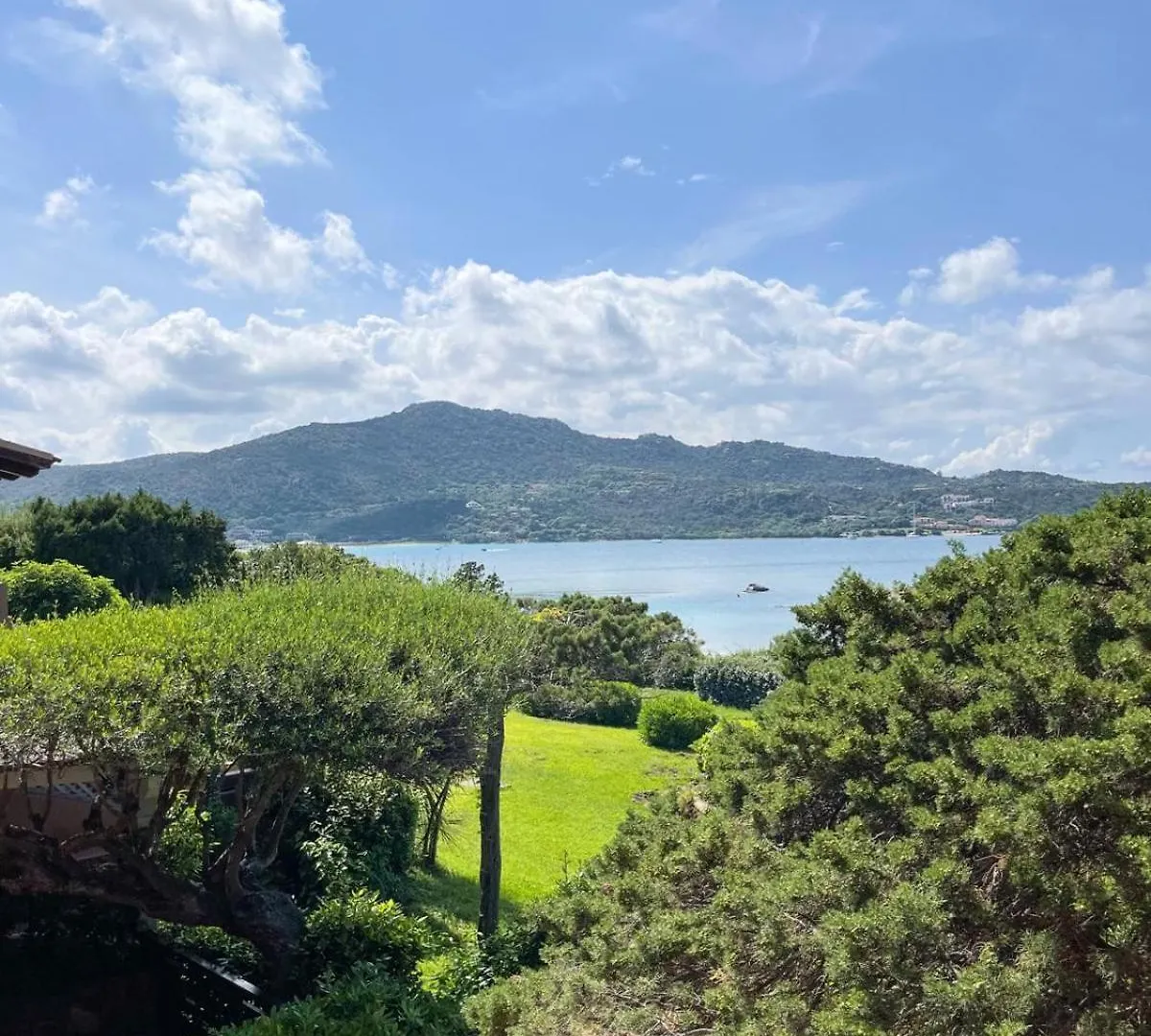 Appartamenti Sul Mare Marinella  Italy